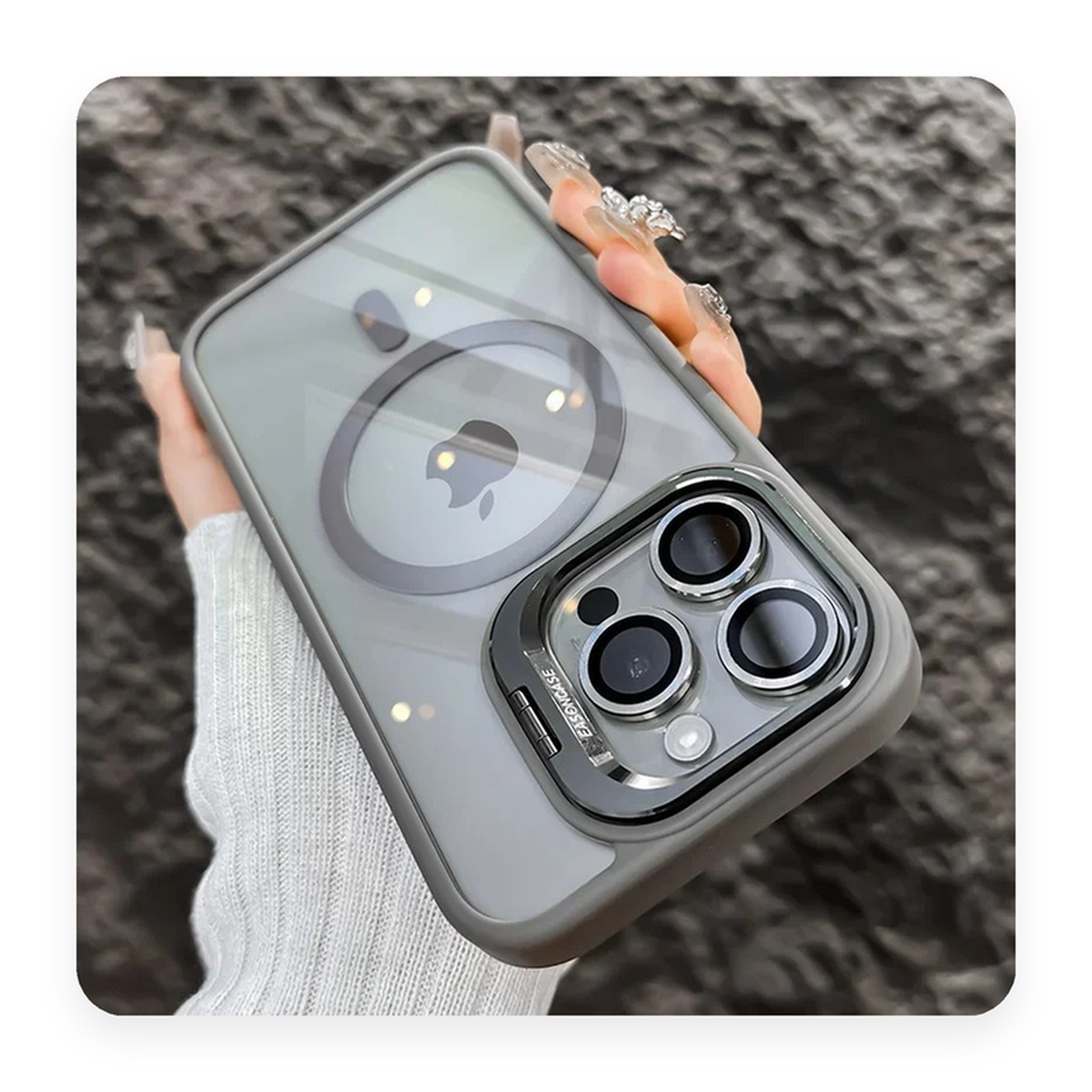 Capa magnetica transparente com borda cinza, anel MagSafe e protetor de lente