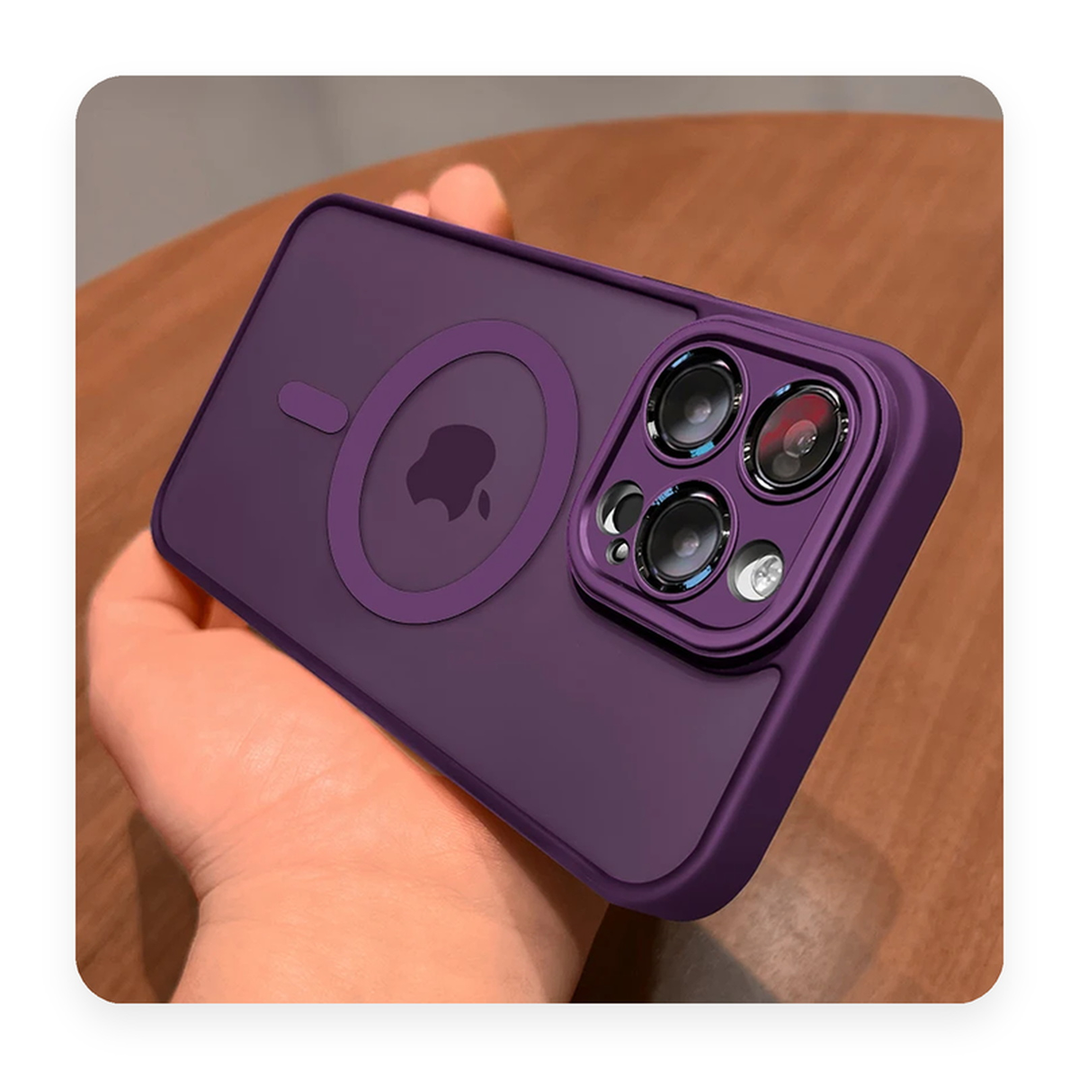 Case Magnética MagSafe na cor roxo escuro